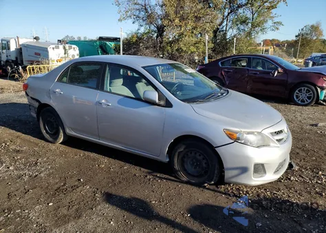 2011 Toyota Corolla Base z USA, uszkodzony, nr VIN 2T1BU4EE9BC712167